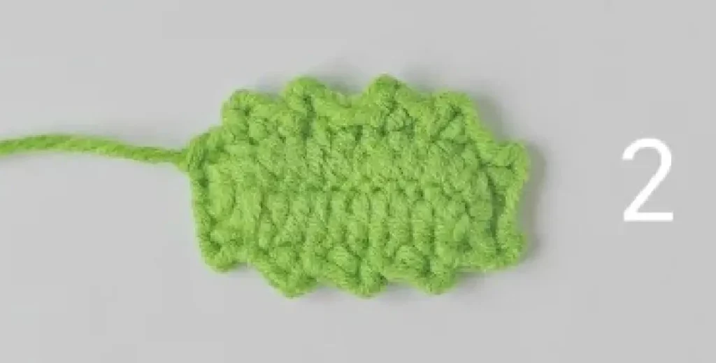Crochet leaf, lime green, step 2.